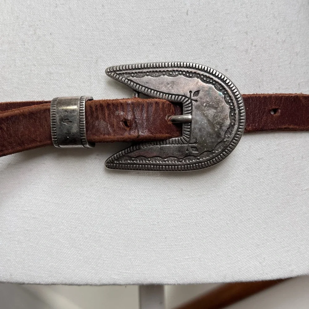 Vintage Banana Republic Safari Brown Leather Belt‎ Western Buckle Size 28
